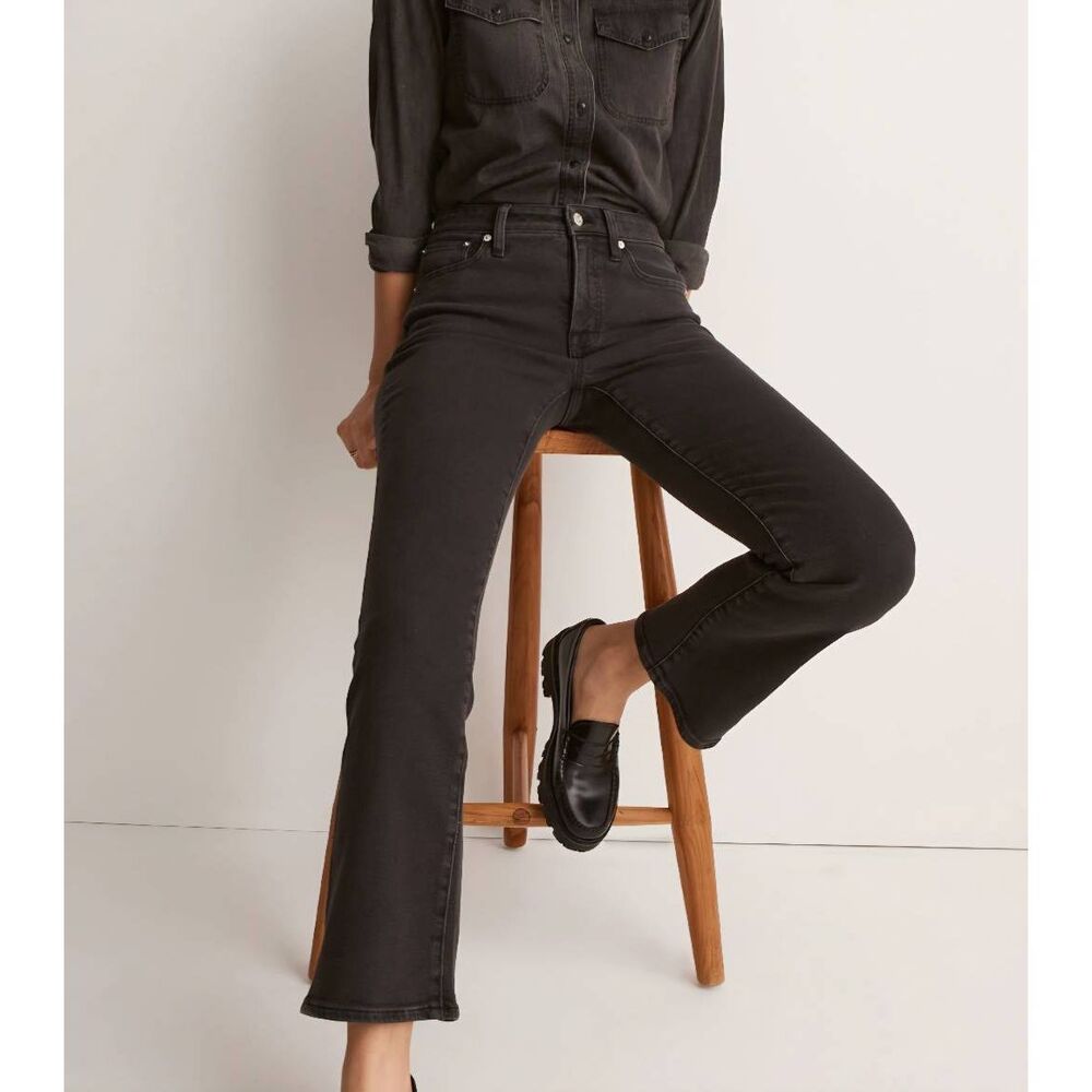 Madewell Jeans Women's 28 Black Mid Rise Kick Out Crop Stretch Comfort